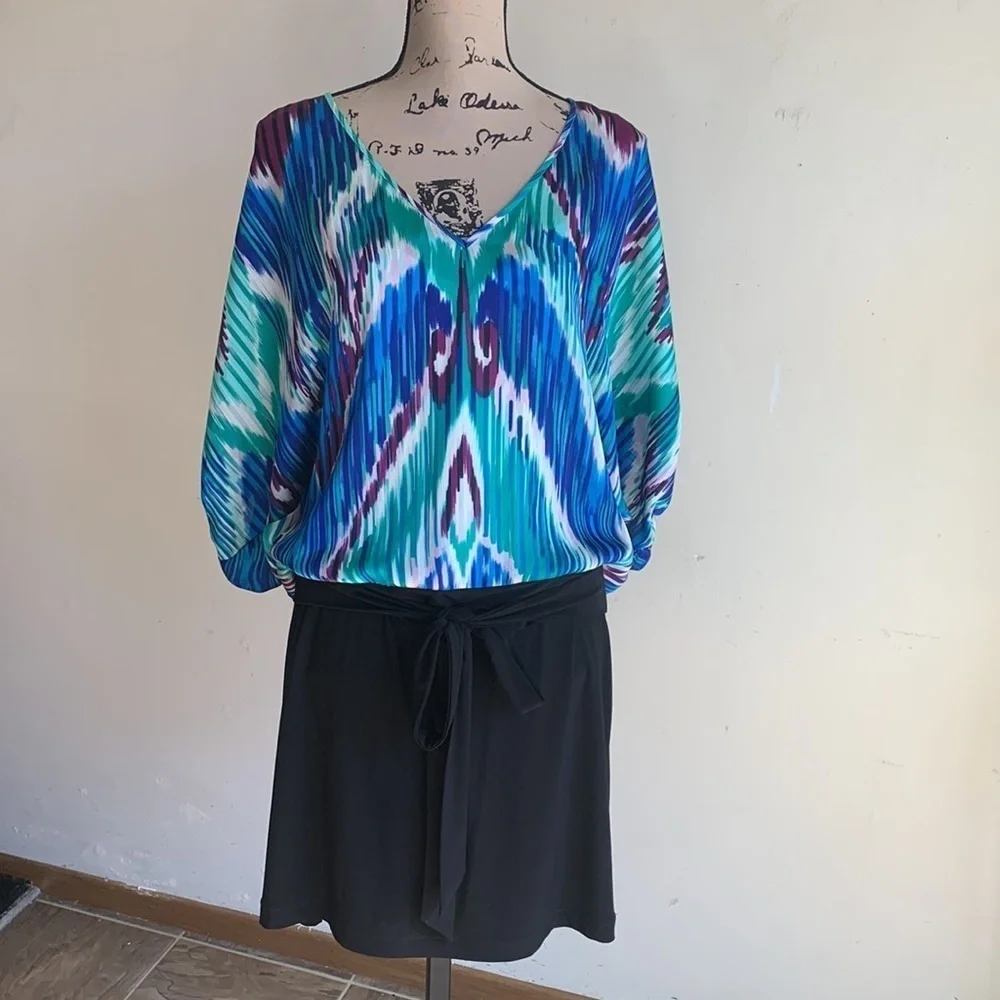 Bisou Bisou Multicolored V-Neck Dress Size 10